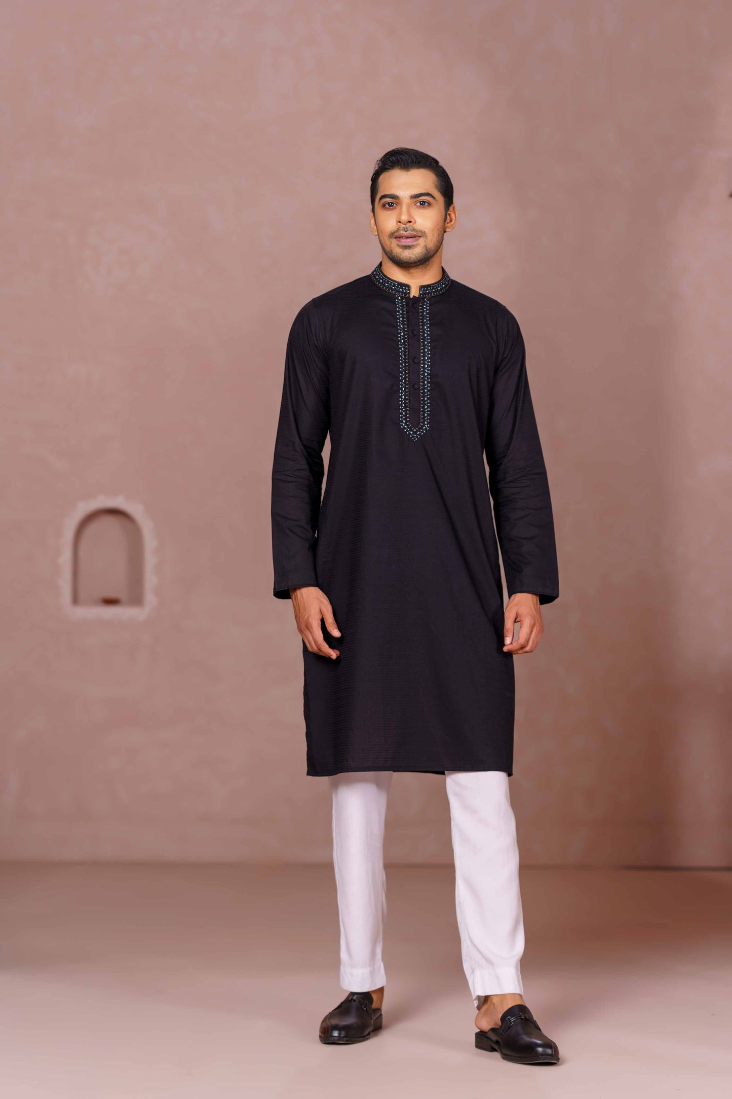 Men's Black Embroidered Panjabi