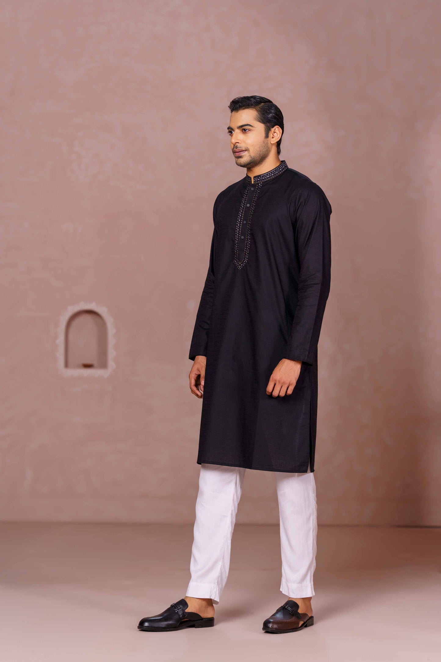 Men's Black Embroidered Panjabi