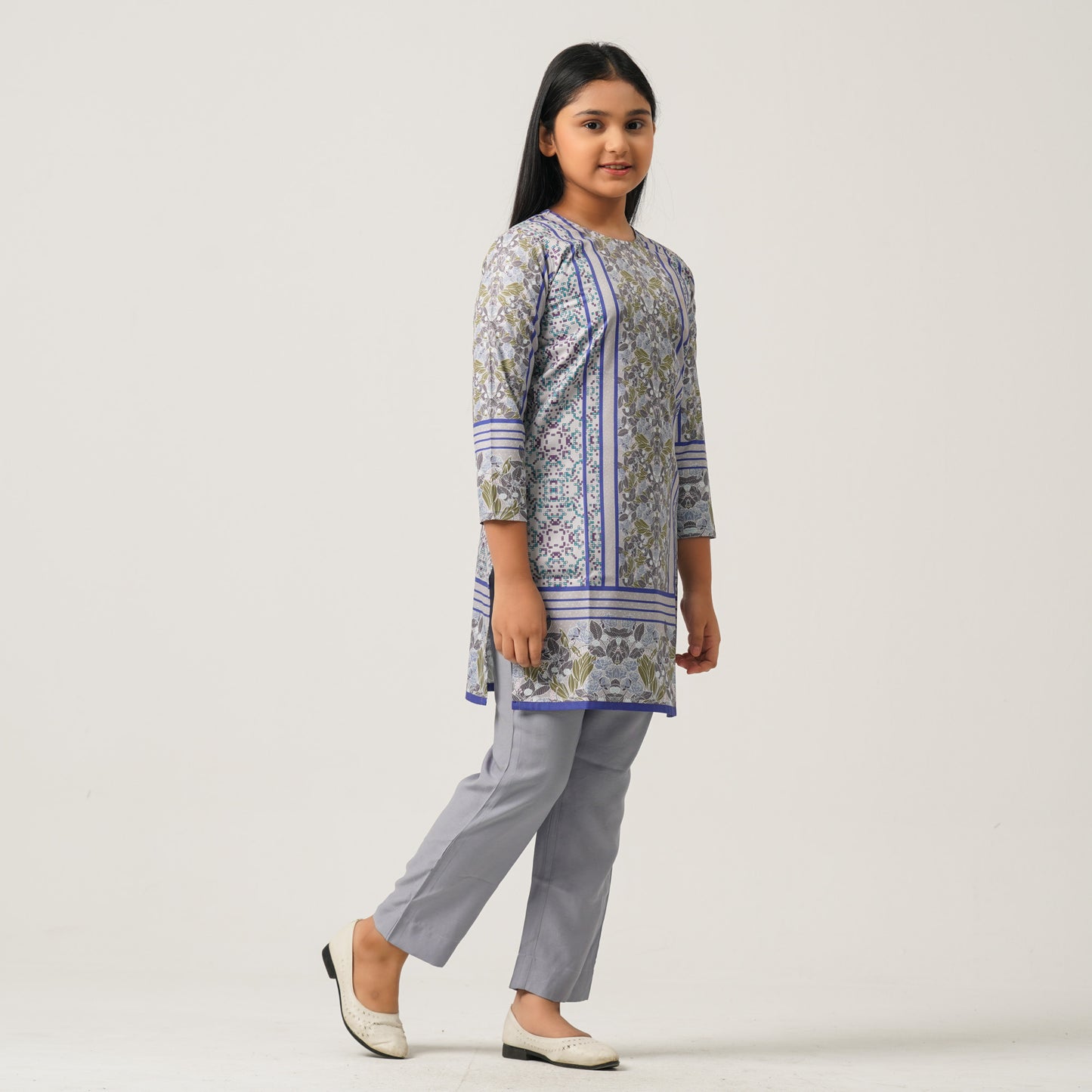 Girls Multicolor Two Piece Set