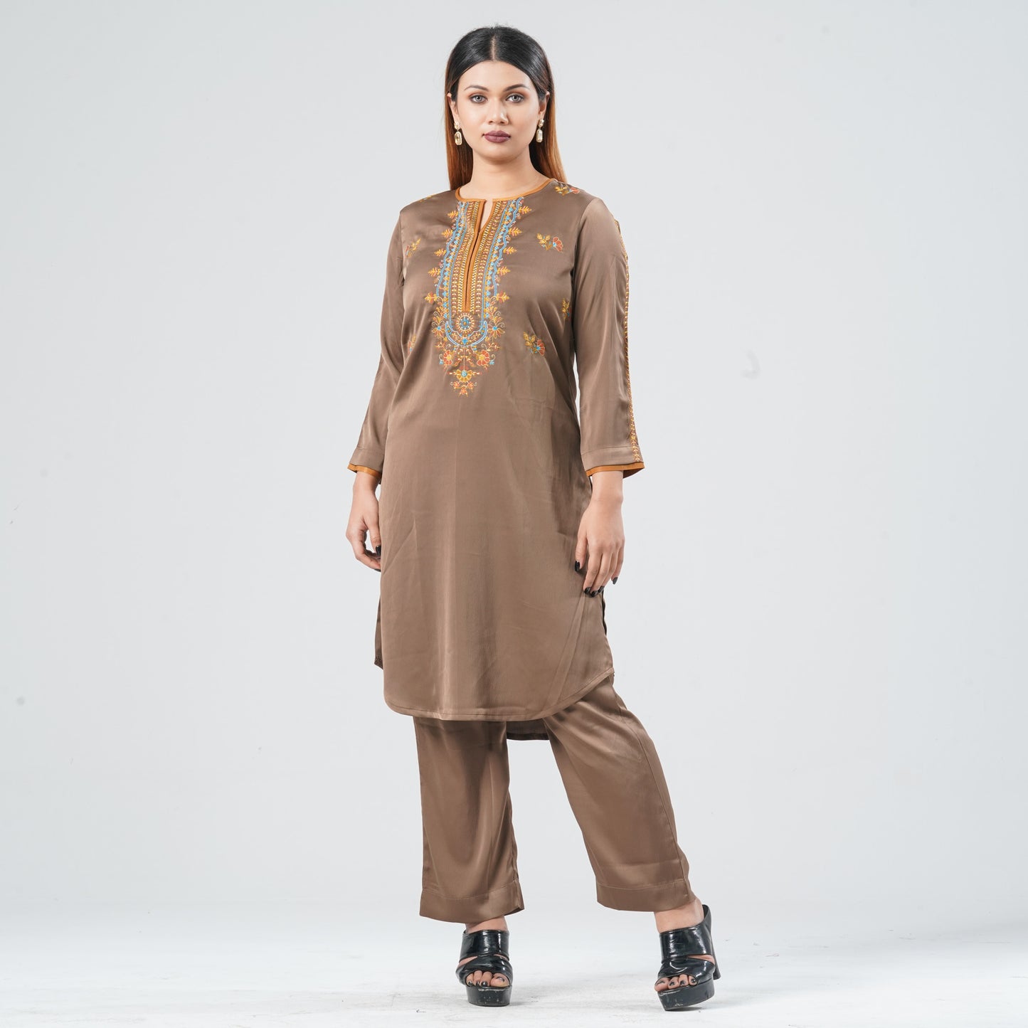 Women’s Crepe Silk Twp Piece Set