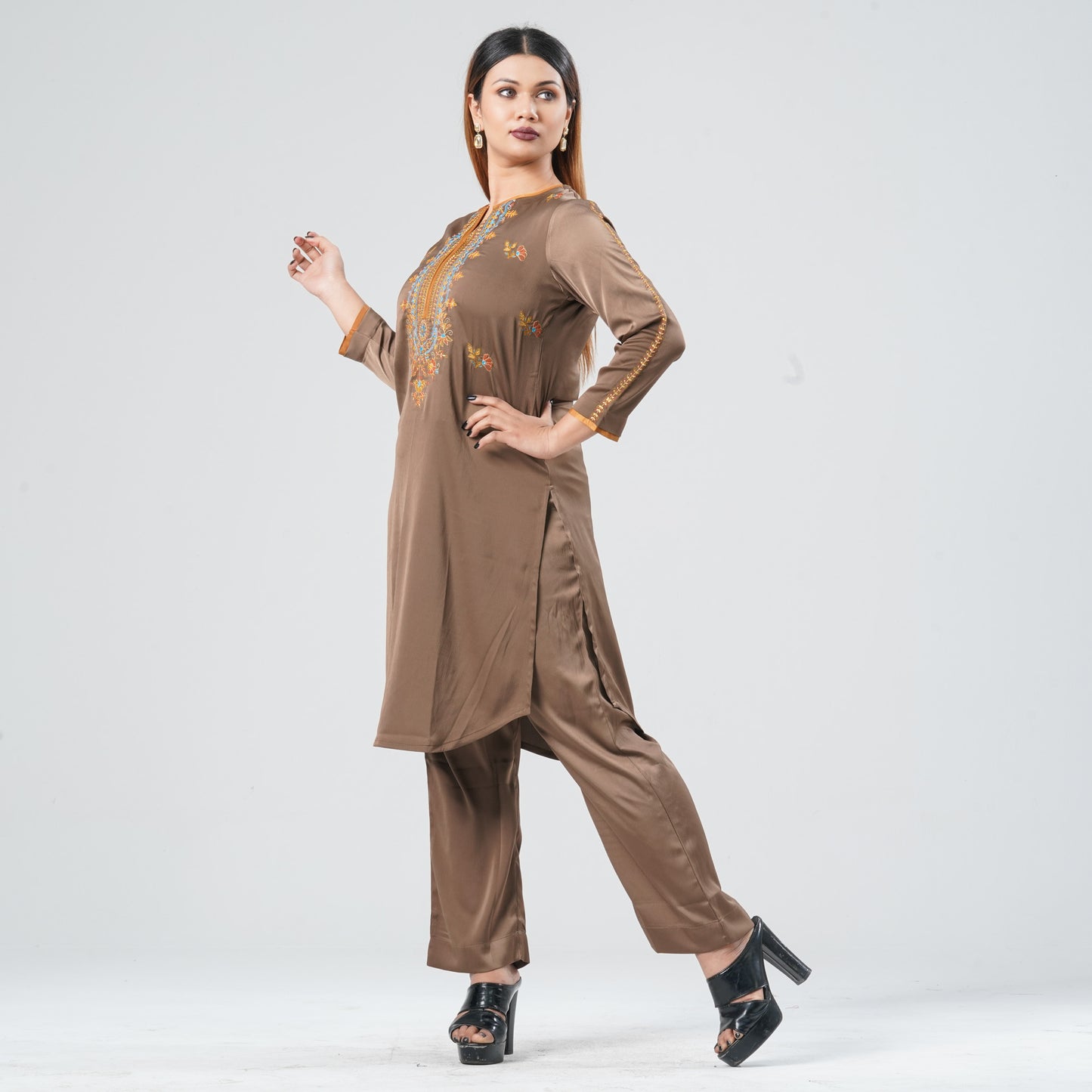 Women’s Crepe Silk Twp Piece Set