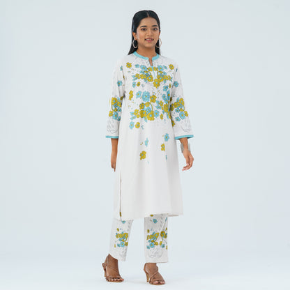 Women’s Cream Two Piece Set
