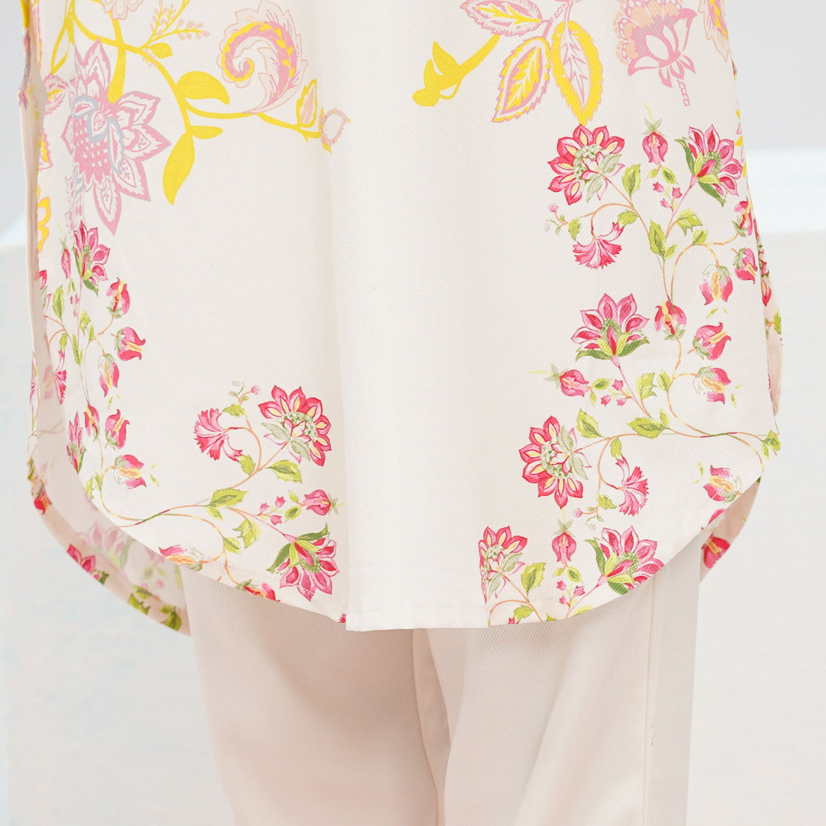 Women's White 2-Piece Set