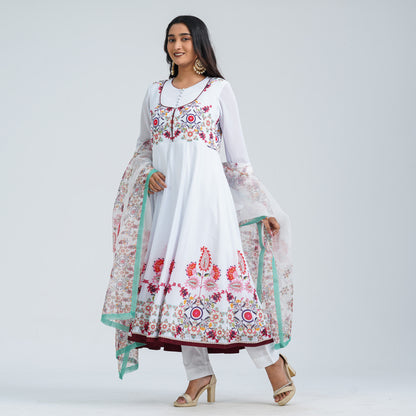 Women’s Floral Georgette Three Piece Set