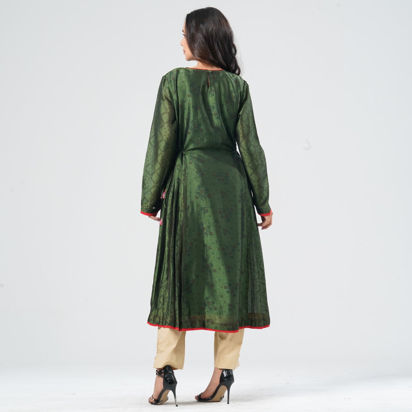 Women’s Green Embroidered  Kurti