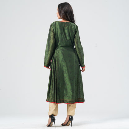 Women’s Green Embroidered  Kurti