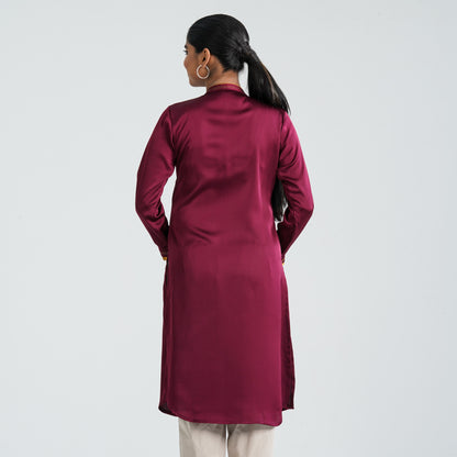 Women’s Silk Embroidered Kurti