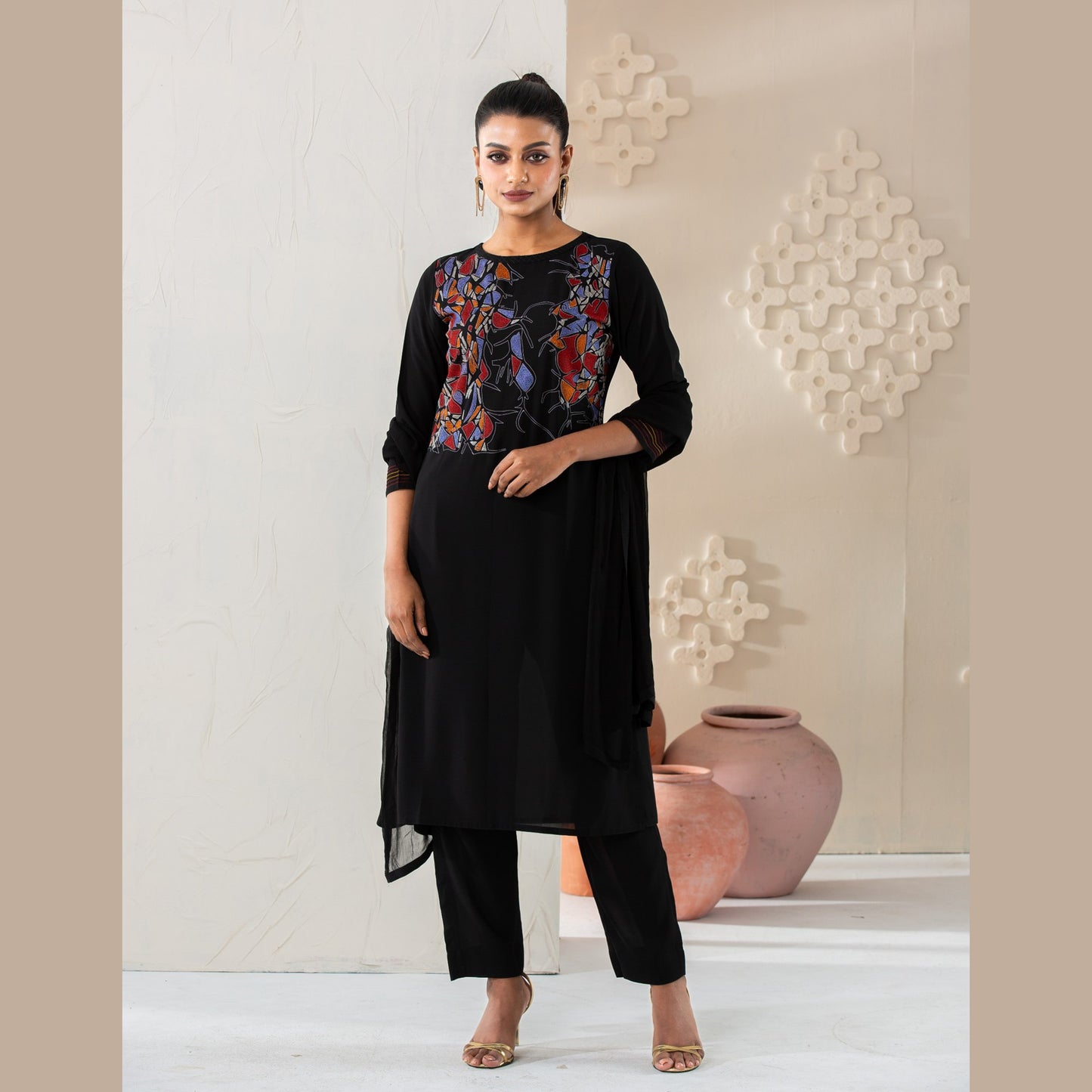 Women Black Ethnic Set