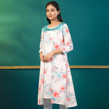 Load image into Gallery viewer, ETHNIC AVERAGE KURTI-RED PRINT
