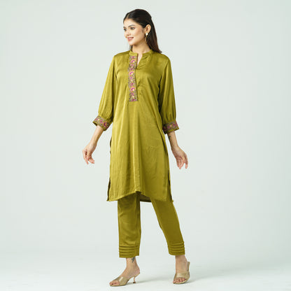 Women’s Mixed Silk Embroidered Two-Piece Set