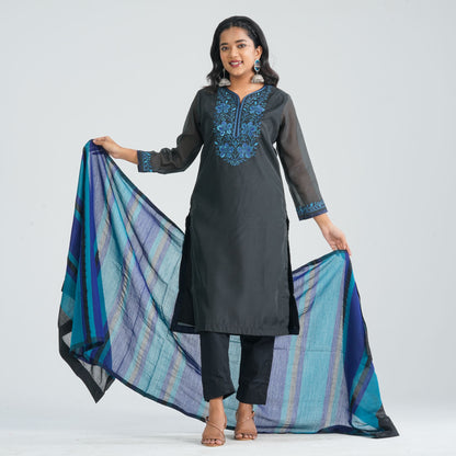 Women Half Silk Three Piece Set