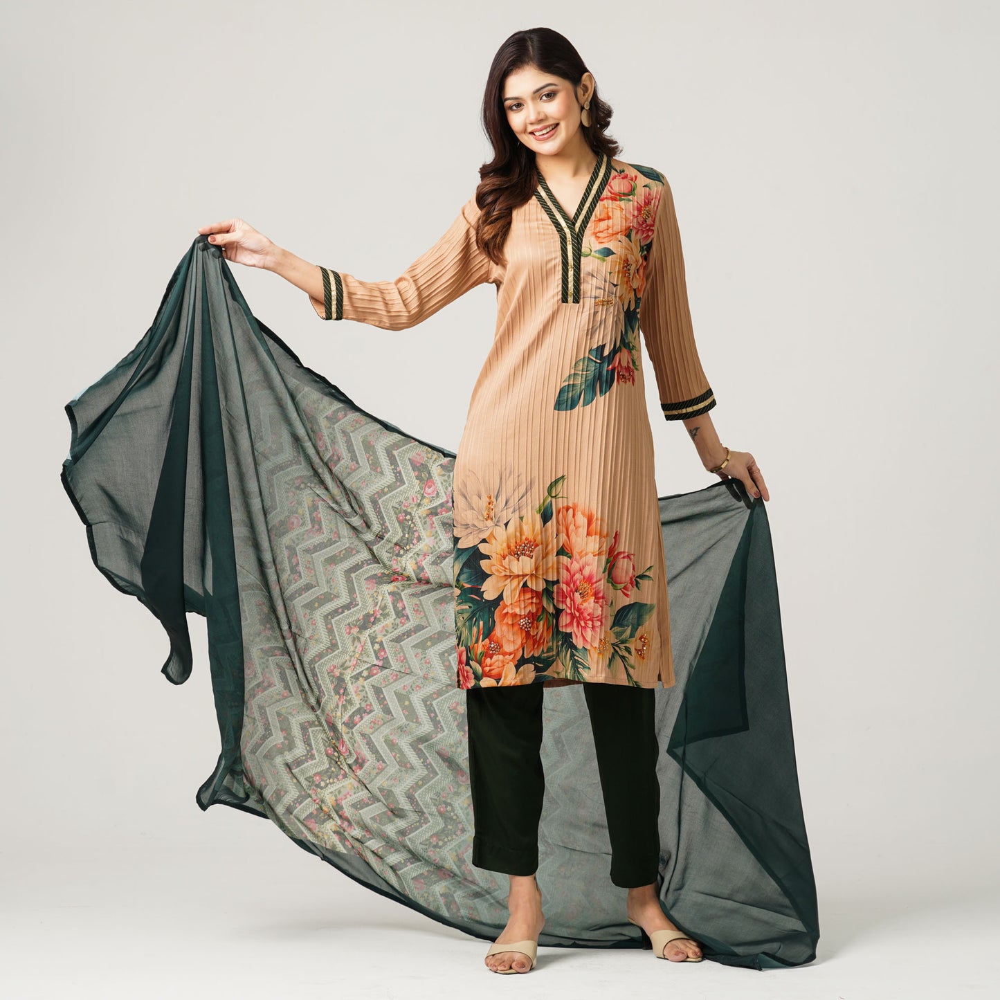 Women’s Georgette Sequin Three Piece Set