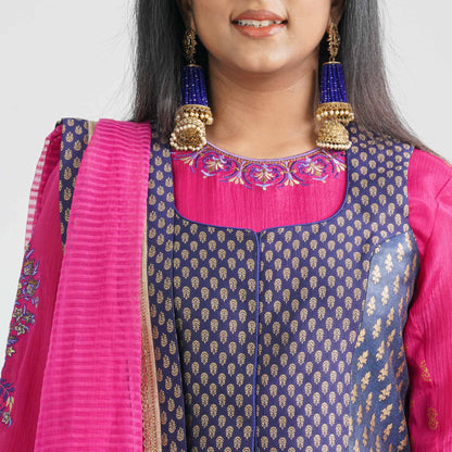 Women's Pink Three Piece Set