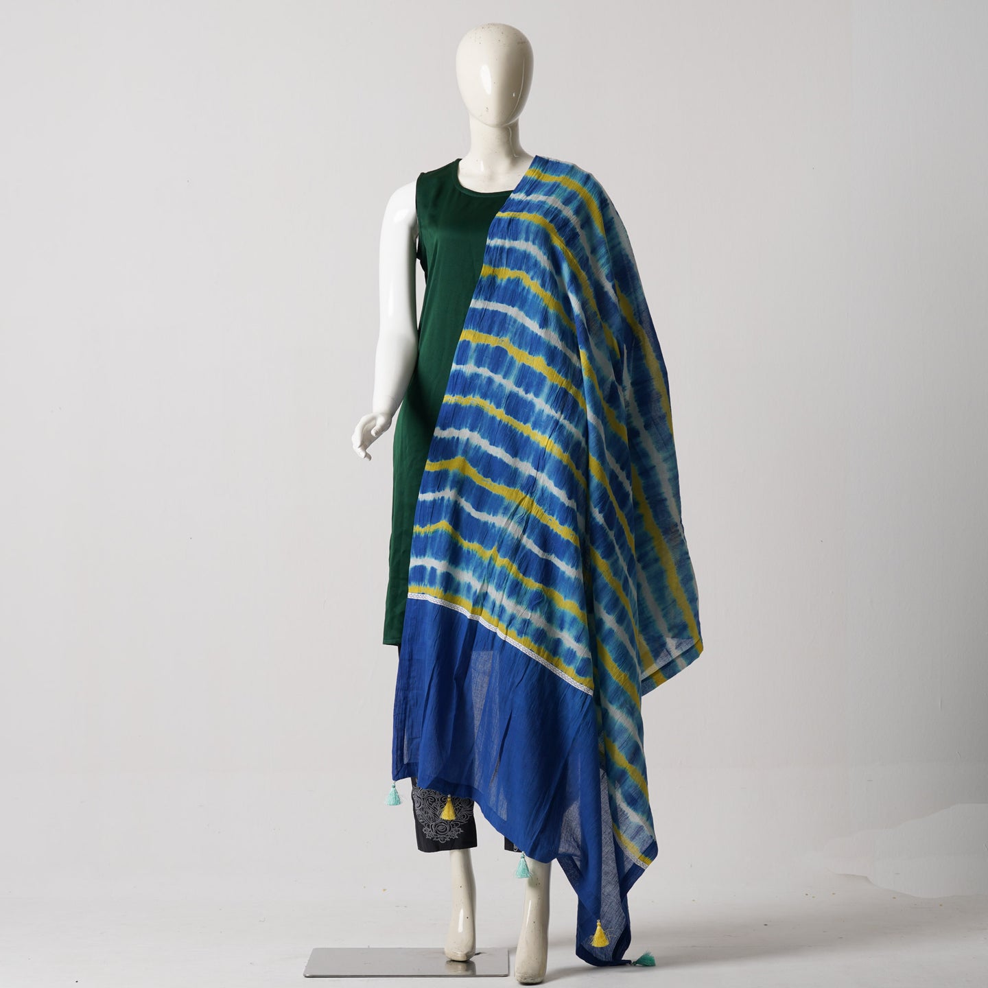 ETHNIC ORNA-BLUE