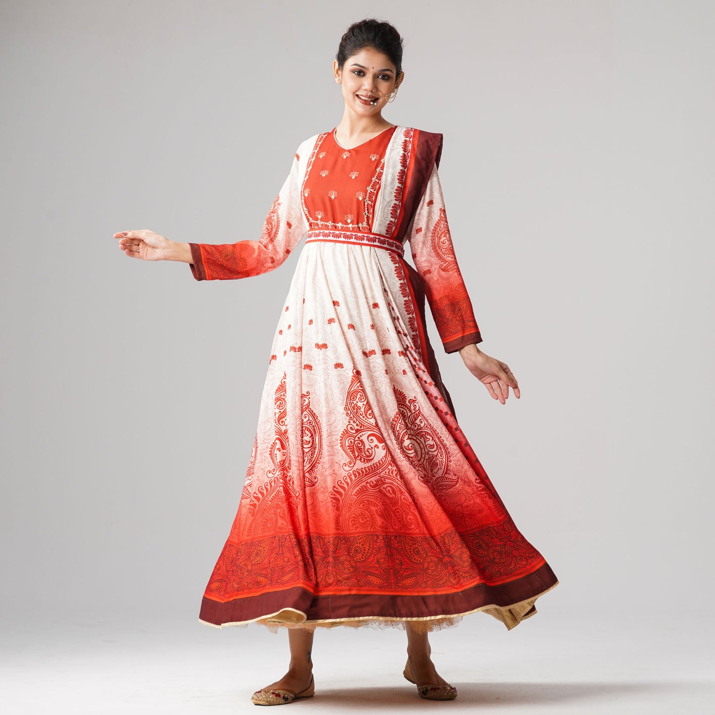 Womens Off White & Red Gown