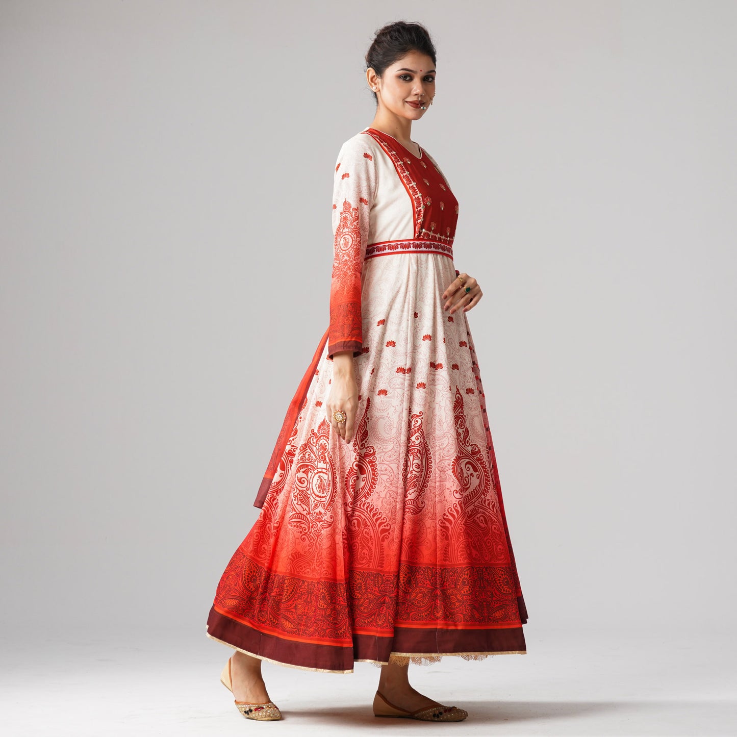 Womens Off White & Red Gown