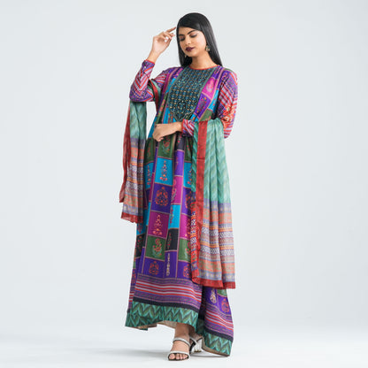 Women’s Blended Silk Gown
