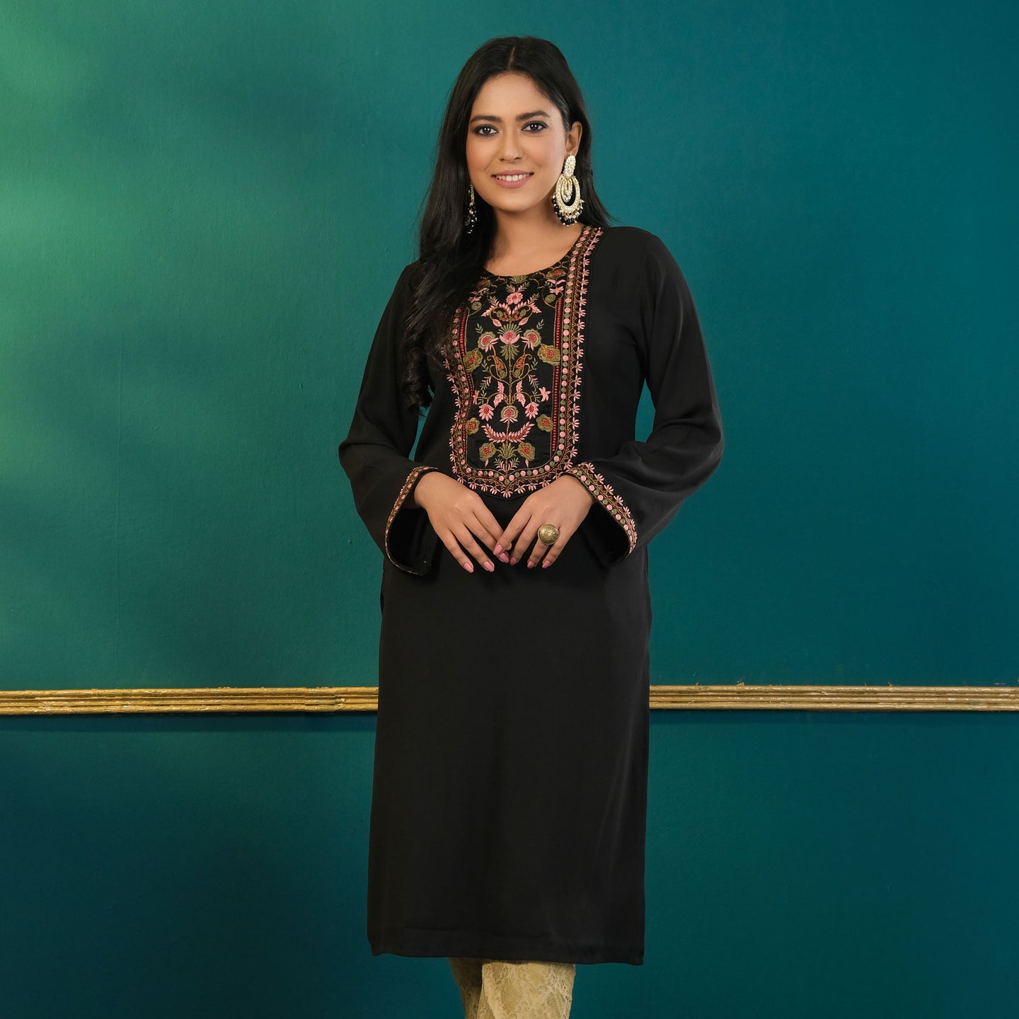 ETHNIC HIGH RANGE KURTI-BLACK