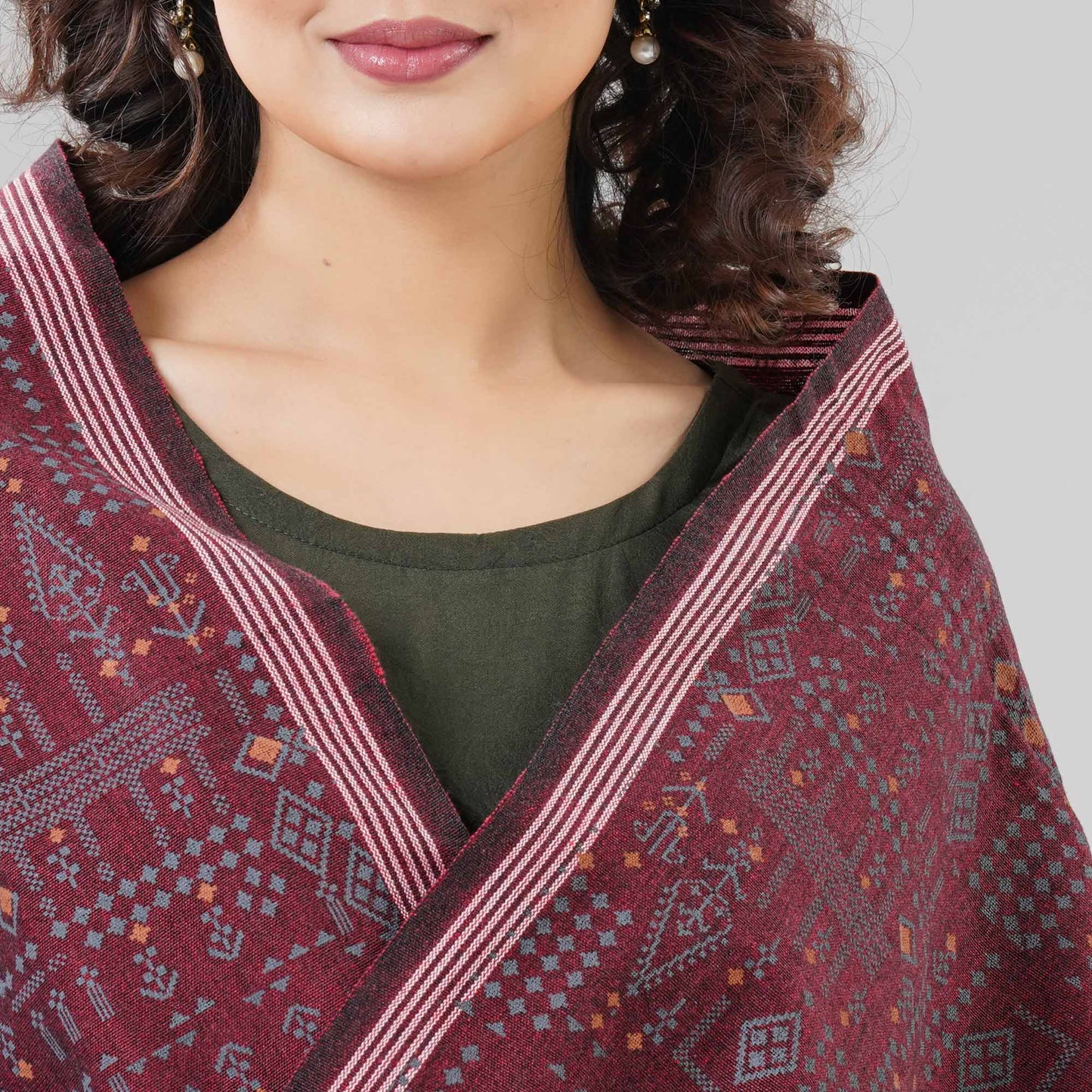Womens Maroon Shawl