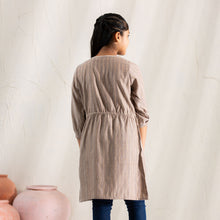 Load image into Gallery viewer, GIRLS_TEEN_TUNIC-BROWN
