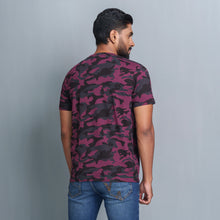 Load image into Gallery viewer, Mens T-Shirt- Maroon Camo
