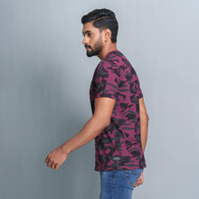 Load image into Gallery viewer, Mens T-Shirt- Maroon Camo
