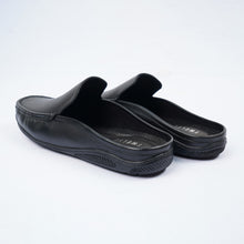 Load image into Gallery viewer, Men’s Black Leather Loafers
