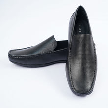 Load image into Gallery viewer, Mens Black Loafers
