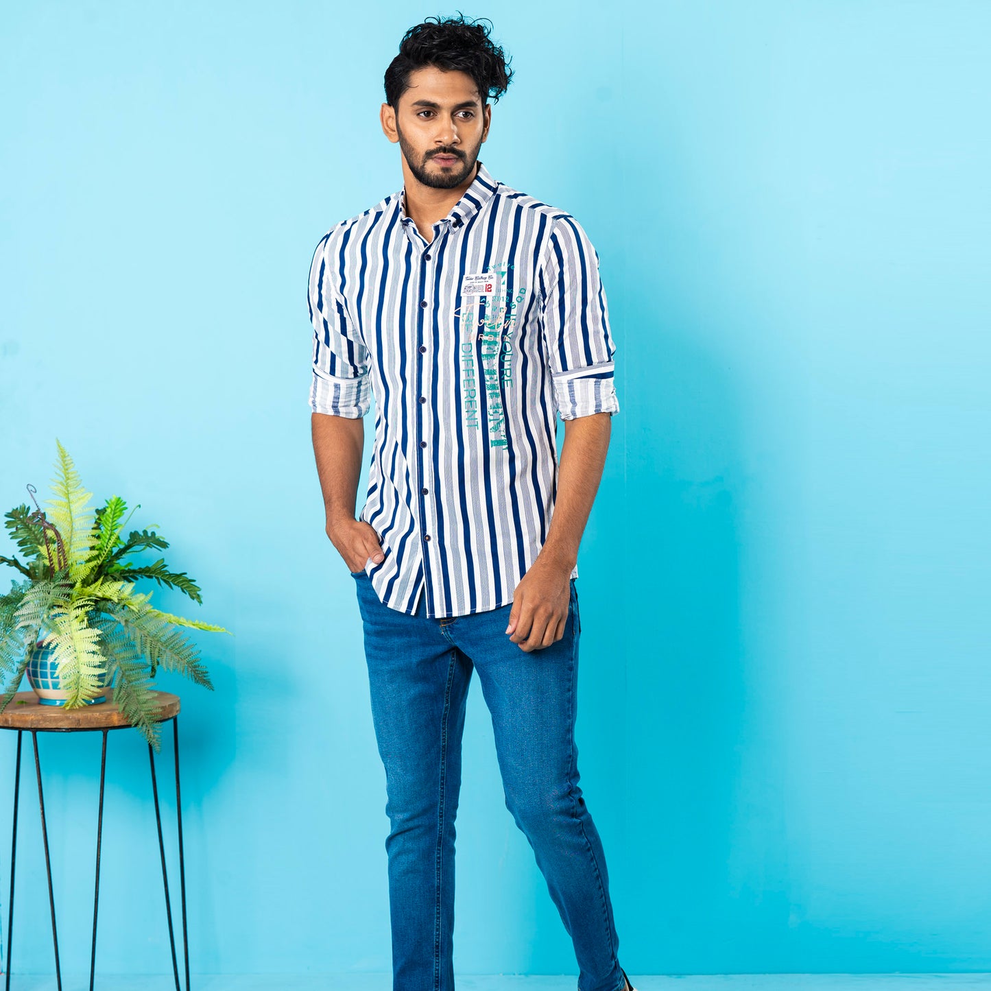 Mens Casual Shirt- Navy/White