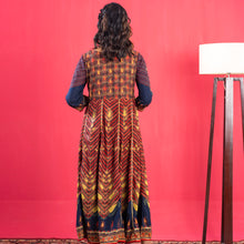 Load image into Gallery viewer, Ladies Kurti- Red Printed
